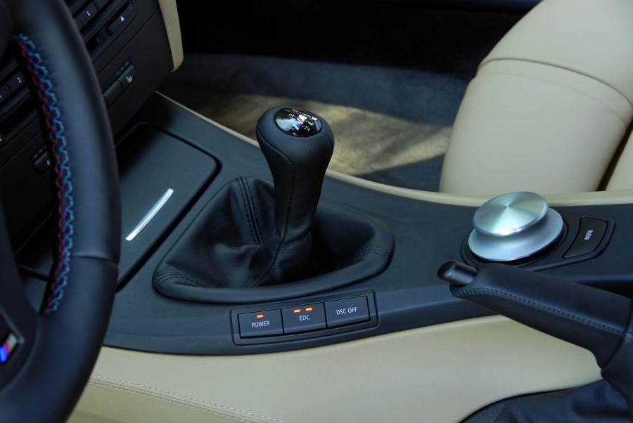  BMW M3 2008 года  (фото 201 из 219)